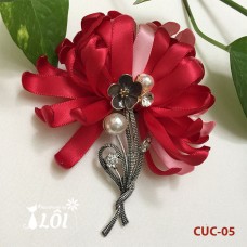 Hoa cúc cài áo váy thủ công 115k Hoa cúc cài áo váy thủ công 115k